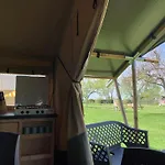 Minicamping Sous Les Cloches Κάμπινγκ *