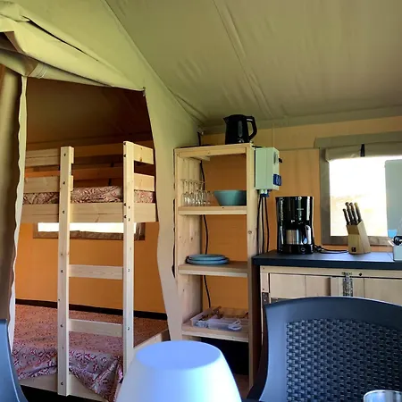 Minicamping Sous Les Cloches 캠프장